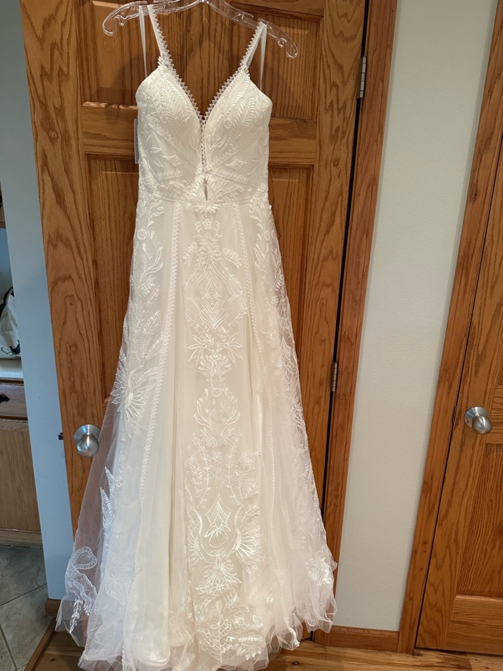 Evie YoungIvory Lace A-Line Wedding Dress with Embroidery